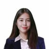 Profile picture of Daniela V., VA | Graphic Designer, Social media manager