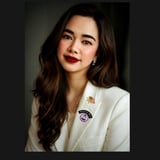 DIANELLE M.