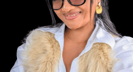 Hire Razafimandimby  . - Responsable service client 