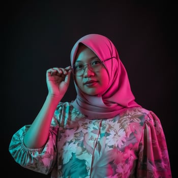 Hire Sittie A. - Video editor | Chat Support