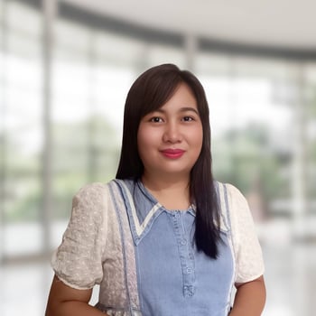 Maricris B.
