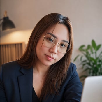 Hire Joanna M. - Customer Service & Sales Representative | Appointment Setter | Excecutive Assistant