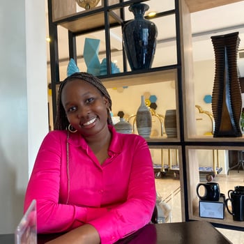 Hire Vivian N. - Virtual Assistant| Customer Support | Social Media Manager
