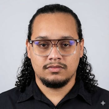 Hire Marcelo V. - GoHighLevel Specialist | CRM, n8n & API Integrations