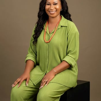 Hire Sonia N. - Virtual Assistant/ Customer service representative