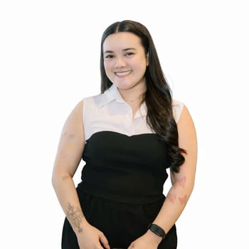 Hire Melanie O. - Virtual Assistant