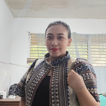 Hire Jessavel S. - English Teacher