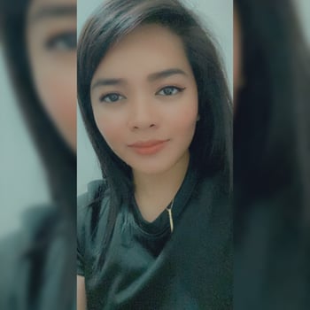 Hire Esmeralda C. - Account Manager | Customer Service Manager