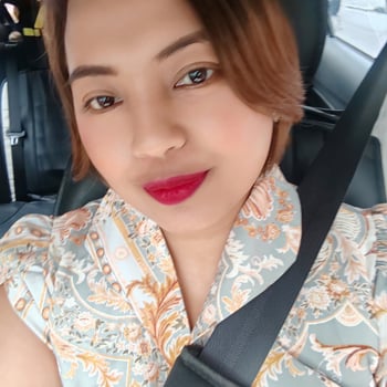 Hire Jasmin B. - Loan Processor 