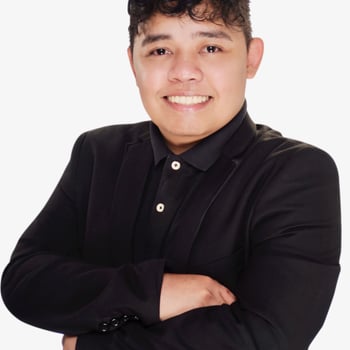 Hire Ishaq U. - Virtual/Admin Assistant / Product Support/IT Help Desk/Project Coordinator