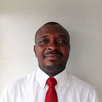 Hire Nicholas O. - Customer Service Representative/ Virtual Assistant