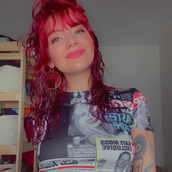 Hire PAULA C. - Filmmaker - Music producer - Buisnisses & Marketing