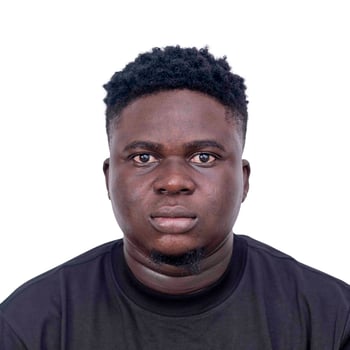 Hire Oluwasina O. - Virtual Assistant |Customer Service Representative |Sales Representative 