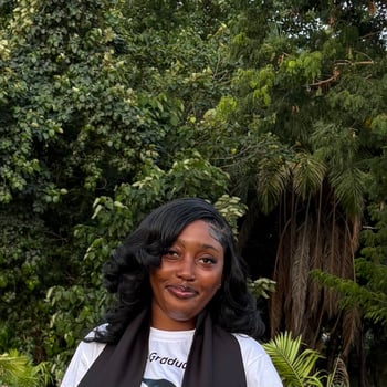 Hire Adewumi A. - Customer Care Specialist,  Cold calling specialist 