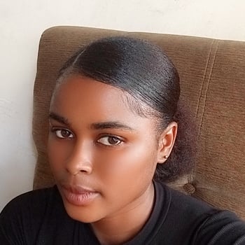 Hire Okwara C. - E-commerce Customer Support & Virtual Assistant / Email & Social Media Manager
