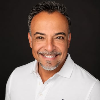 Hire Felix L. - Bilingual Sales Executive & Operations Specialist