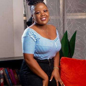 Hire Caroline M. - Virtual Assistant/Calendar and Email management, Business development reproductive/Research and data entry