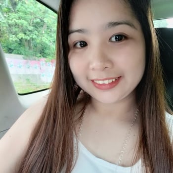 Hire Saudia B. - Social Media Manager