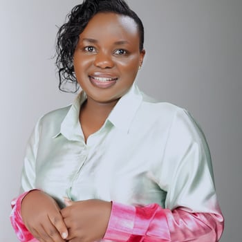 Hire Risper M. - Virtual Assistant | Executive Support | Customer Support | Social Media Management