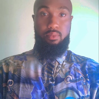 Hire Emmanuel  - Virtual Assistant/Acquisition Associate/Customer Support representative 