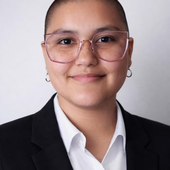 Hire valentina c. - Bachelor's Degree in Economics and Business Administration