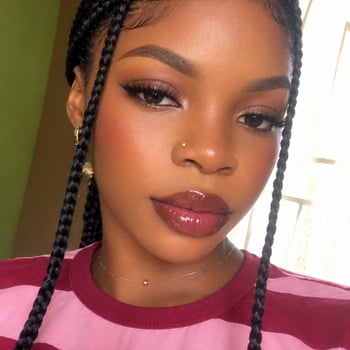 Hire Ifeoluwa O. - Virtual Assistant/ customer service