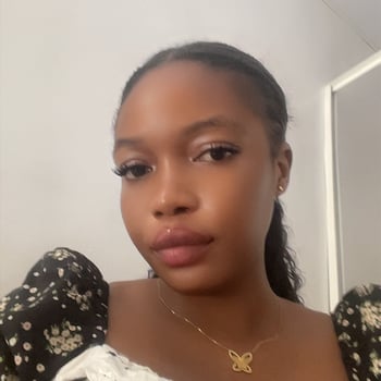 Hire Ezede U. - Virtual Assistant | Customer Representative