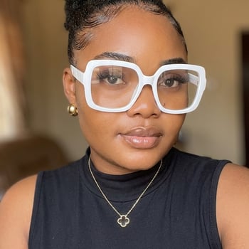 Hire Onyinyechi E. - Virtual assistant 