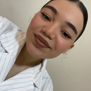 Hire Deema G. - Cold Calling & Telesales Specialist