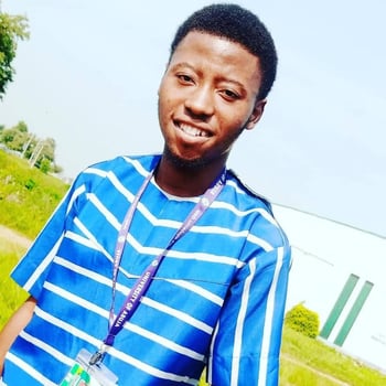 Hire Popoola A. - Social media manager