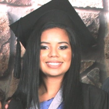 Sara L.