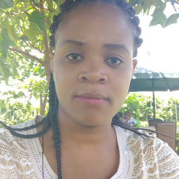 Hire Esther W. - Virtual Assistant, Customer support