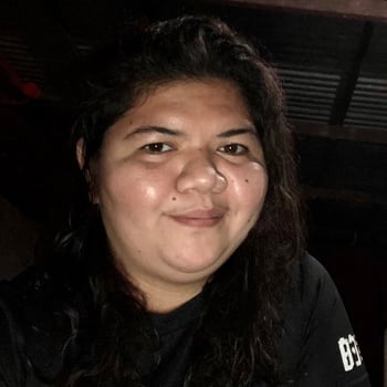 Hire melinda c. - Social media enthusiast