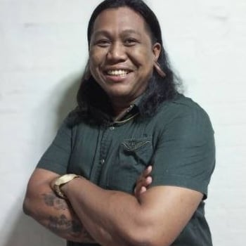 Hire Jonathan R. - Non-Voice Customer Support & Operations Specialist