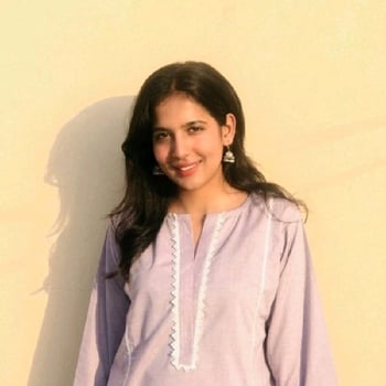 Hire Muskan T. - Virtual Assistant + Social Media / Customer Support style