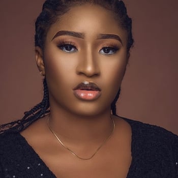 Hire OMOBOYOWA J. - Customer Service Representative/ Virtual Assistant