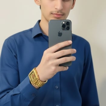 Hire Anees U. - Customer Support & Chat Specialist