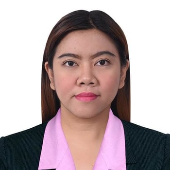 Hire Jade R. - Chat support, Social Media Manager, Virtual assistant