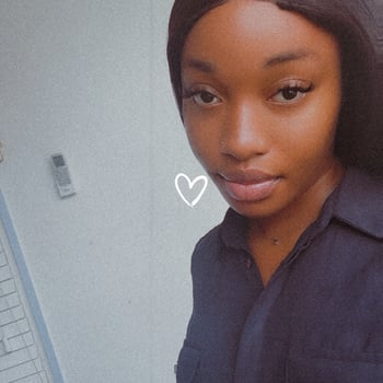 Hire Adebayo E. - Virtual assistant/ Customer Service representative