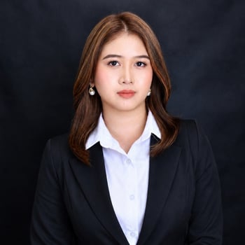 Hire Gwenn C. - Virtual Assistant   | Social Media Manager  | Editor