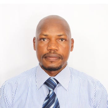 Hire James O. - Customer service manager/Virtual assistant 