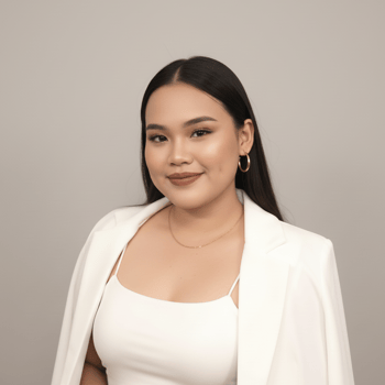 Hire Trixcy C. - Mass communication