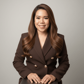 Hire Lyssa P. - Social Media Manager