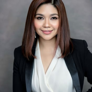 Angellie M.
