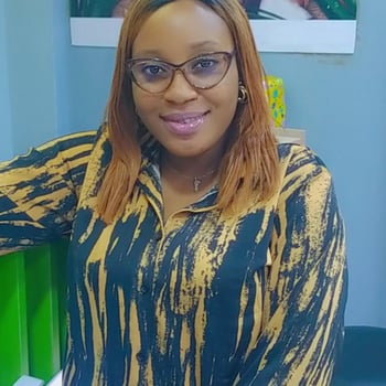 Hire Suzy O. - Customer Support/ Customer Service Representative