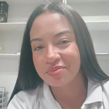 Hire Génesis S. - Asistente Virtual Junior - Soporte Administrativo, Entrada de Datos y Atención al Clientes