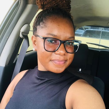Hire Daisy B. - Customer Support VA & Guest Experience Specialist