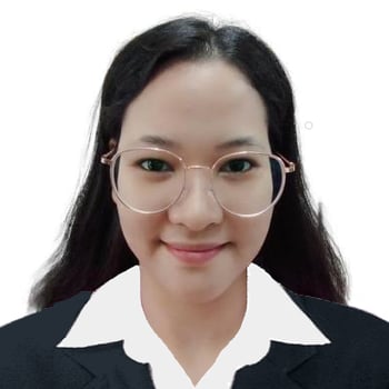 Elvie L.