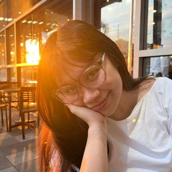 Hire Arianne D. - Content Designer & Strategist | Social Media Manager 