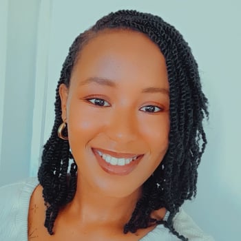 Hire ROSEANNE N. - Virtual Assistant | Executive Administrative Support | Customer Service Executive | CRM Tools | Data Entry | Email & Calendar Management